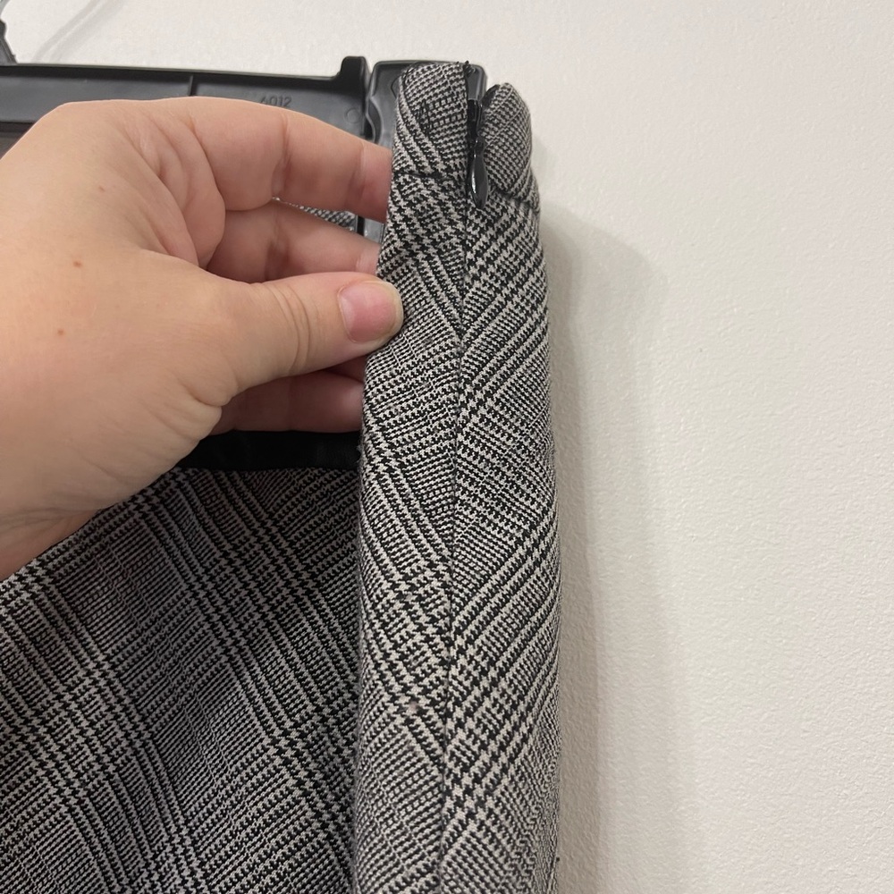 Loft Fall Style Mini Skirt - Picture 3 of 5